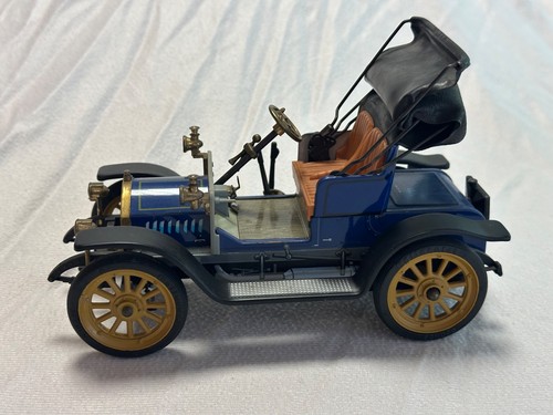 Opel doktorwagen 1909 schuco - opel,