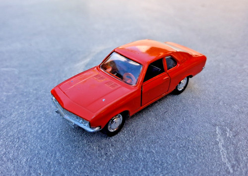 Schuco opel manta nr - 1:66,